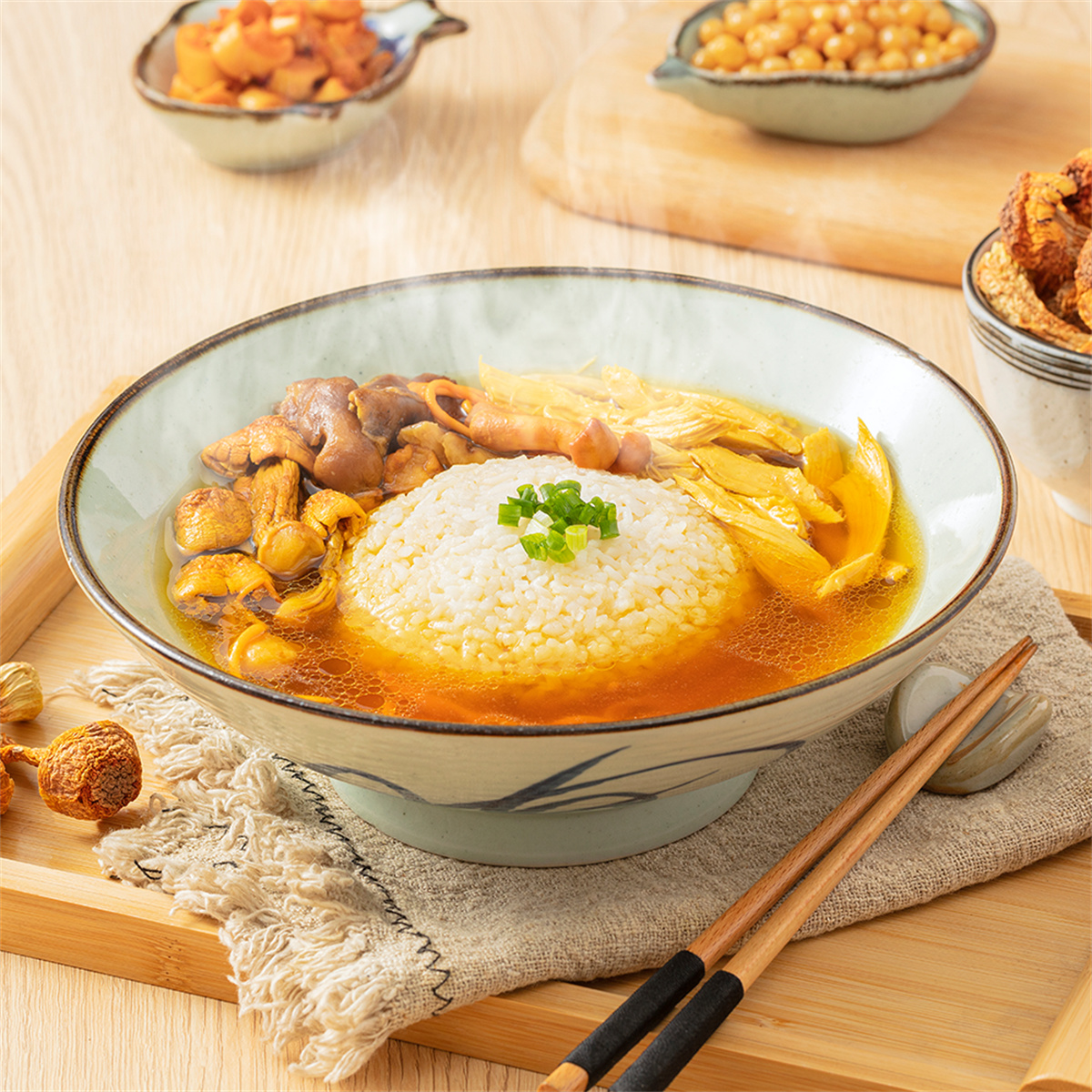 姬松茸鸡汤饭
