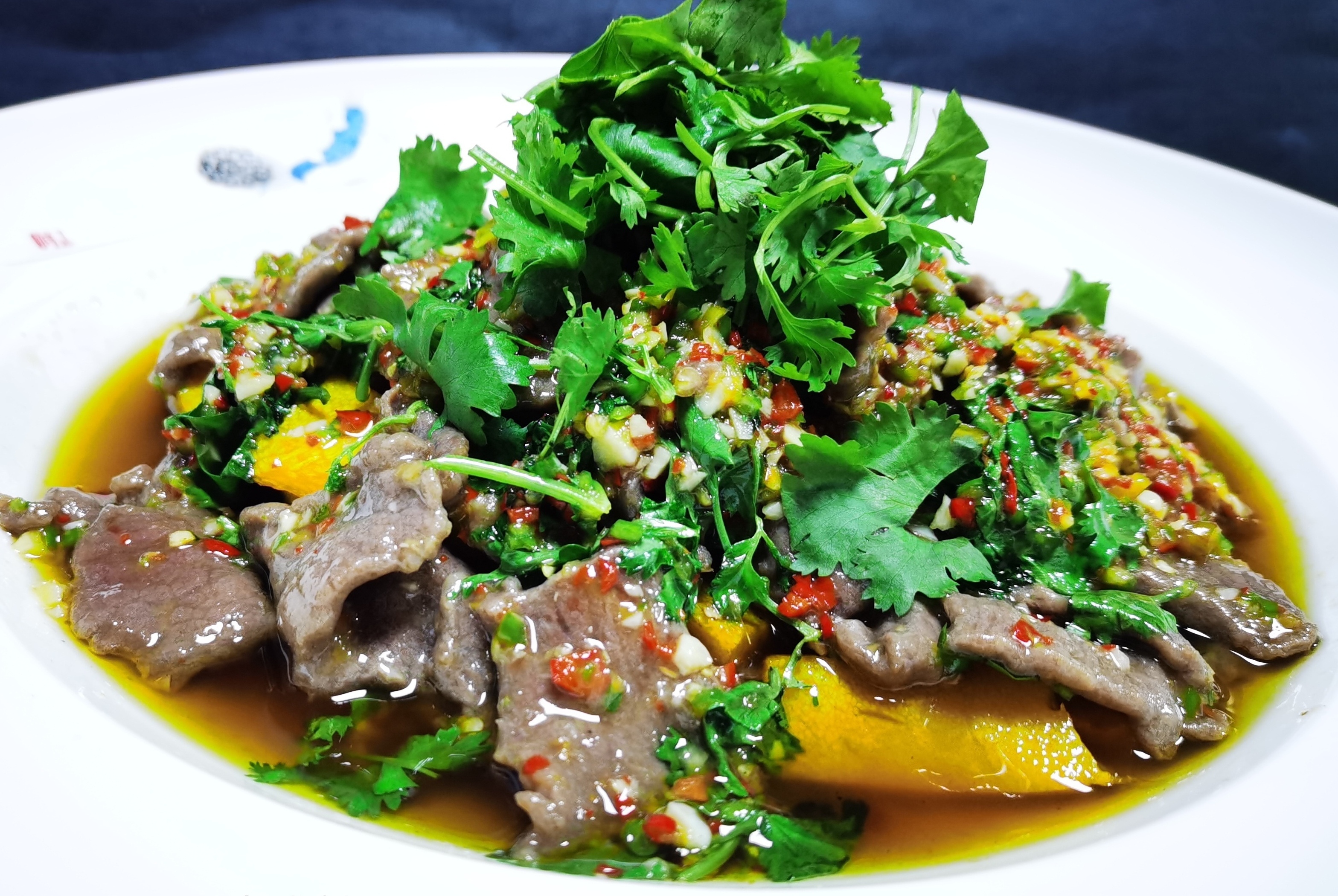 油泼辣椒热拌牛肉