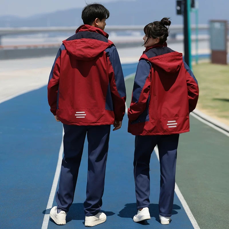 校服冲锋衣