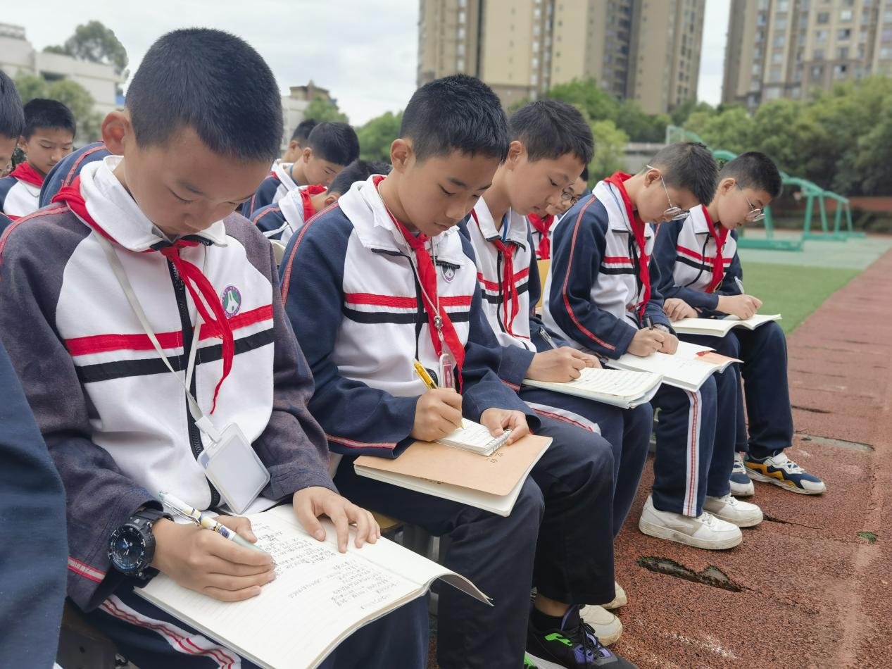 QQ浏览器截图20230512154001.png